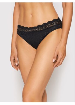 Triumph Figi klasyczne Amourette 300 Magic Wire 10158148 Czarny ze sklepu MODIVO w kategorii Majtki damskie - zdjęcie 182599407
