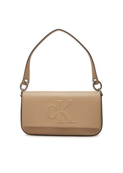 Calvin Klein Jeans Torebka Sculpted Flap Shoulder Pouch25 LV04K3148G Beżowy ze sklepu MODIVO w kategorii Listonoszki - zdjęcie 182599719