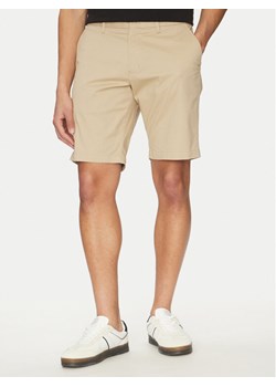 Tommy Hilfiger Szorty materiałowe Harlem MW0MW23568 Beżowy Regular Fit - id: 0000304651304 - marki Tommy Hilfiger - 182600019 Tommy Hilfiger Szorty materiałowe Harlem MW0MW23568 Beżowy Regular Fit ze sklepu MODIVO w kategorii Spodenki męskie - zdjęcie 182600019