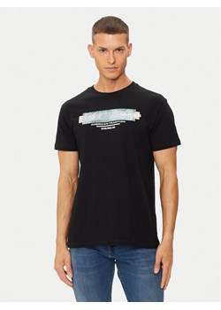 Guess T-Shirt M4YI03 I3Z14 Czarny Regular Fit ze sklepu MODIVO w kategorii T-shirty męskie - zdjęcie 182600935