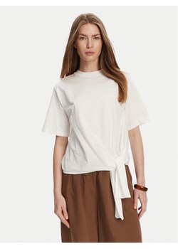 ViCOLO T-Shirt UD0043 Biały Regular Fit - id: 0000305493118 - marki Vicolo - 182601728 ViCOLO T-Shirt UD0043 Biały Regular Fit ze sklepu MODIVO w kategorii Bluzki damskie - zdjęcie 182601728