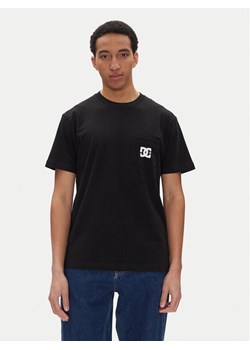 DC T-Shirt ADYZT05377 Czarny Heritage Fit ze sklepu MODIVO w kategorii T-shirty męskie - zdjęcie 182601976