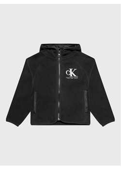 Calvin Klein Jeans Polar IB0IB01443 Czarny Regular Fit ze sklepu MODIVO w kategorii Bluzy chłopięce - zdjęcie 182603106