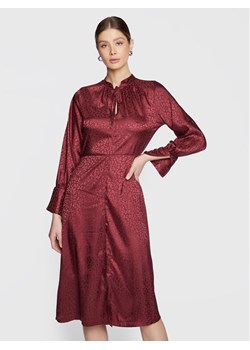 Closet London Sukienka codzienna D8522 Bordowy Regular Fit ze sklepu MODIVO w kategorii Sukienki - zdjęcie 182603368