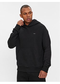 Calvin Klein Bluza K10K112748 Czarny Comfort Fit ze sklepu MODIVO w kategorii Bluzy męskie - zdjęcie 182603407