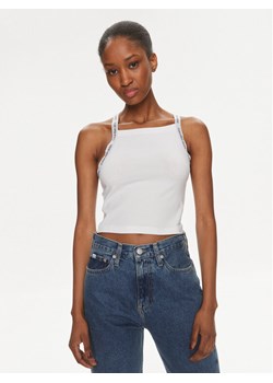 Calvin Klein Jeans Top Logo J20J223110 Biały Slim Fit ze sklepu MODIVO w kategorii Bluzki damskie - zdjęcie 182604108