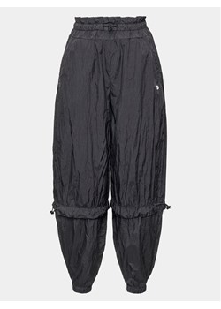 Deha Spodnie dresowe D83876 Czarny Relaxed Fit ze sklepu MODIVO w kategorii Spodnie damskie - zdjęcie 182605289