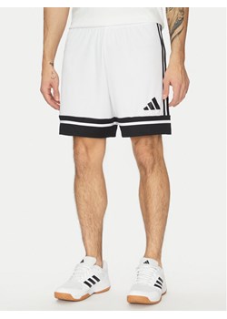 adidas Szorty sportowe Squadra 25 JH3412 Biały Regular Fit ze sklepu MODIVO w kategorii Spodenki męskie - zdjęcie 182606548