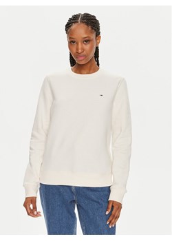 Tommy Jeans Bluza Flag DW0DW19726 Écru Regular Fit ze sklepu MODIVO w kategorii Bluzy damskie - zdjęcie 182607218