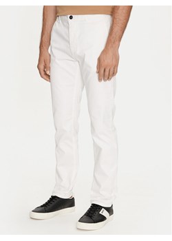 Boss Chinosy Chino_Slim 50510933 Beżowy Slim Fit ze sklepu MODIVO w kategorii Spodnie męskie - zdjęcie 182607645