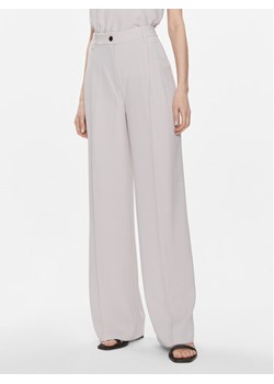 Calvin Klein Spodnie materiałowe K20K206774 Szary Wide Leg ze sklepu MODIVO w kategorii Spodnie damskie - zdjęcie 182608005