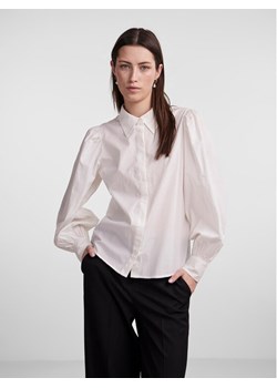 YAS Koszula 26030881 Biały Regular Fit ze sklepu MODIVO w kategorii Koszule damskie - zdjęcie 182608389
