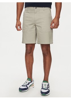 Columbia Szorty materiałowe Flex Roc™ Utility Short 2072761 Szary Regular Fit ze sklepu MODIVO w kategorii Spodenki męskie - zdjęcie 182609248