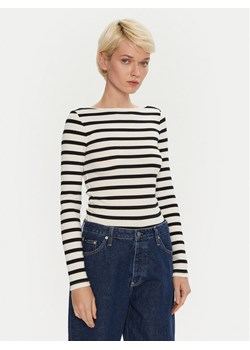 Gap Bluzka 797732-01 Écru Regular Fit ze sklepu MODIVO w kategorii Bluzki damskie - zdjęcie 182609977