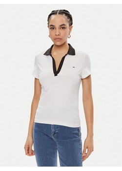Tommy Jeans Polo Contrast DW0DW17225 Biały Slim Fit ze sklepu MODIVO w kategorii Bluzki damskie - zdjęcie 182611328