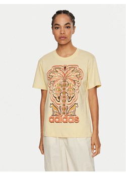 adidas T-Shirt FARM Rio Graphic IV9759 Żółty Regular Fit ze sklepu MODIVO w kategorii Bluzki damskie - zdjęcie 182612656