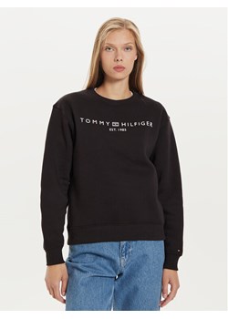 Tommy Hilfiger Bluza Logo WW0WW39791 Czarny Regular Fit ze sklepu MODIVO w kategorii Bluzy damskie - zdjęcie 182613559