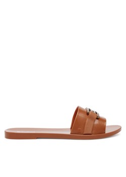 Melissa Klapki Melissa Babe M Chic Ad 36000 Brązowy ze sklepu MODIVO w kategorii Klapki damskie - zdjęcie 182615306