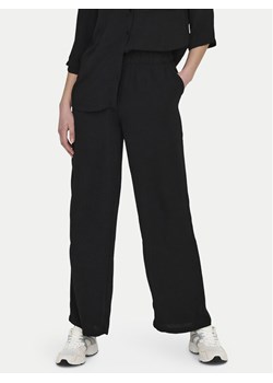 JDY Spodnie materiałowe Divya 15271184 Czarny Regular Fit ze sklepu MODIVO w kategorii Spodnie damskie - zdjęcie 182615456