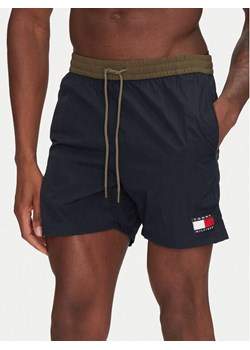 Tommy Hilfiger Szorty kąpielowe UM0UM03455 Granatowy Slim Fit ze sklepu MODIVO w kategorii Kąpielówki - zdjęcie 182616429
