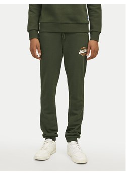 Jack&Jones Junior Spodnie dresowe Logo 12258850 Zielony Slim Fit ze sklepu MODIVO w kategorii Spodnie chłopięce - zdjęcie 182618368