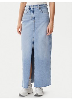 Tommy Jeans Spódnica jeansowa Claire DW0DW20581 Niebieski Regular Fit ze sklepu MODIVO w kategorii Spódnice - zdjęcie 182618389