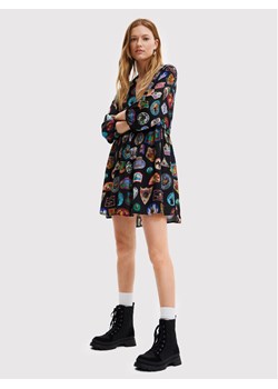 Desigual Sukienka codzienna Stamp 22WWVW71 Czarny Regular Fit ze sklepu MODIVO w kategorii Sukienki - zdjęcie 182618879