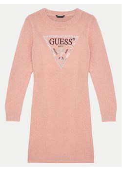 Guess Sukienka dzianinowa J4BK11 Z3K20 Różowy Regular Fit ze sklepu MODIVO w kategorii Sukienki dziewczęce - zdjęcie 182619139