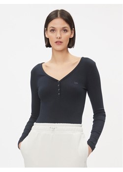 Lee Bluzka 112341572 Czarny Slim Fit ze sklepu MODIVO w kategorii Bluzki damskie - zdjęcie 182619607