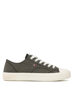 Tommy Hilfiger Trampki Low Cut Lce-Up T3X9-32827-0890 S Czarny ze sklepu MODIVO w kategorii Trampki dziecięce - zdjęcie 182619676