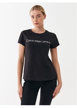 Calvin Klein Jeans T-Shirt J20J220253 Czarny Slim Fit ze sklepu MODIVO w kategorii Bluzki damskie - zdjęcie 182620425