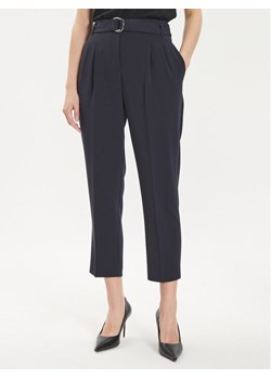 Boss Spodnie materiałowe Tapiah 50490037 Granatowy Regular Fit ze sklepu MODIVO w kategorii Spodnie damskie - zdjęcie 182621759