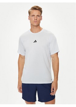 adidas Koszulka techniczna Workout Logo IT2128 Niebieski Regular Fit - id: 0000303556839 - marki adidas - 182621879 adidas Koszulka techniczna Workout Logo IT2128 Niebieski Regular Fit ze sklepu MODIVO w kategorii T-shirty męskie - zdjęcie 182621879