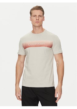 Calvin Klein T-Shirt Linear Ombre K10K114163 Szary Regular Fit ze sklepu MODIVO w kategorii T-shirty męskie - zdjęcie 182622158