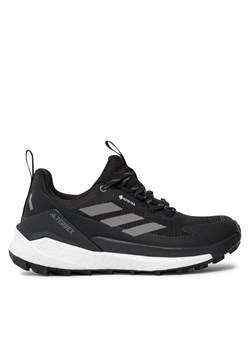 adidas Sneakersy Terrex Free Hiker 2.0 Low GORE-TEX IG3200 Czarny ze sklepu MODIVO w kategorii Buty trekkingowe damskie - zdjęcie 182622446