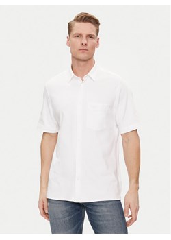 Calvin Klein Koszula K10K112708 Biały Regular Fit ze sklepu MODIVO w kategorii Koszule męskie - zdjęcie 182623927