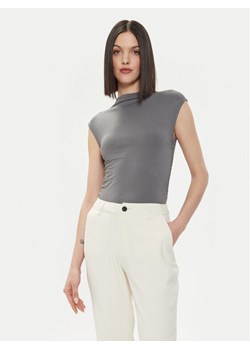 Gina Tricot Top 20883 Szary Slim Fit ze sklepu MODIVO w kategorii Bluzki damskie - zdjęcie 182624116