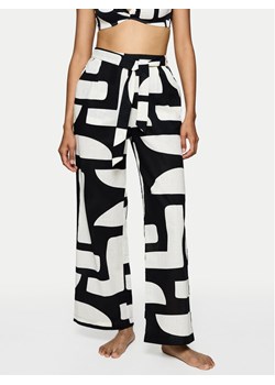 Triumph Spodnie piżamowe Summer 10222571 Czarny Relaxed Fit ze sklepu MODIVO w kategorii Piżamy damskie - zdjęcie 182625857