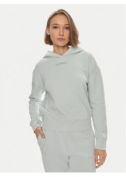 Calvin Klein Bluza Micro Logo K20K206631 Zielony Regular Fit ze sklepu MODIVO w kategorii Bluzy damskie - zdjęcie 182627165