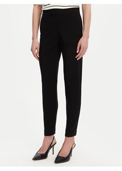French Connection Spodnie materiałowe 74KZA Czarny Tailored Fit ze sklepu MODIVO w kategorii Spodnie damskie - zdjęcie 182627225