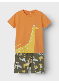 NAME IT Komplet t-shirt i spodenki Zomu 13226890 Brązowy Regular Fit ze sklepu MODIVO w kategorii Komplety chłopięce - zdjęcie 182627485