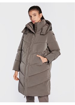 Calvin Klein Kurtka zimowa K20K204690 Beżowy Regular Fit ze sklepu MODIVO w kategorii Kurtki damskie - zdjęcie 182627736