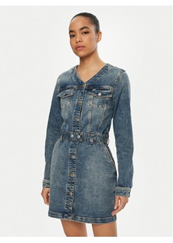 Tommy Jeans Sukienka jeansowa DW0DW19854 Niebieski Regular Fit ze sklepu MODIVO w kategorii Sukienki - zdjęcie 182628107