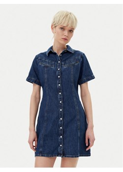 Levi's® Sukienka jeansowa Rinoa 001HR-0000 Niebieski Standard Fit ze sklepu MODIVO w kategorii Sukienki - zdjęcie 182628775