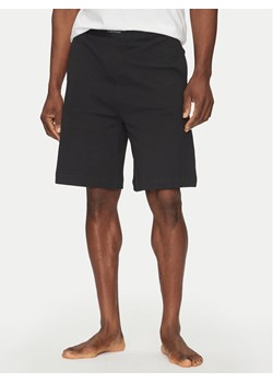 Calvin Klein Underwear Szorty piżamowe 000NM2707E Czarny Regular Fit ze sklepu MODIVO w kategorii Piżamy męskie - zdjęcie 182628958