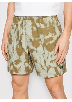 The North Face Szorty sportowe Class V NF0A7QLC Zielony Regular Fit ze sklepu MODIVO w kategorii Spodenki męskie - zdjęcie 182629227