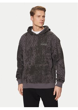 Guess Bluza Z5RQ16 K9YI1 Szary Regular Fit ze sklepu MODIVO w kategorii Bluzy męskie - zdjęcie 182630158