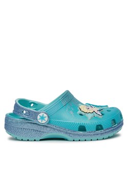 Crocs Klapki Crocsclassic Frozen Elsa Clog Kids 210235 Kolorowy ze sklepu MODIVO w kategorii Klapki dziecięce - zdjęcie 182630255