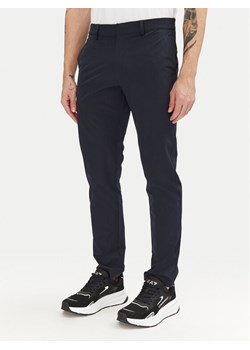 EA7 Emporio Armani Spodnie materiałowe 7M000509 AF14589 UB102 Granatowy Slim Fit ze sklepu MODIVO w kategorii Spodnie męskie - zdjęcie 182630315