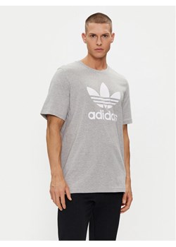 adidas T-Shirt Adicolor Classics Trefoil T-Shirt IA4817 Szary Regular Fit ze sklepu MODIVO w kategorii T-shirty męskie - zdjęcie 182630649